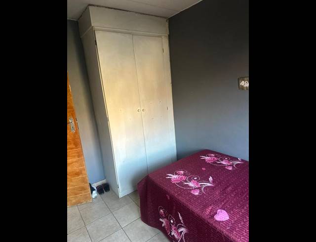 2 BEDROOM COMPLEX FOR SALE IN CLARINA